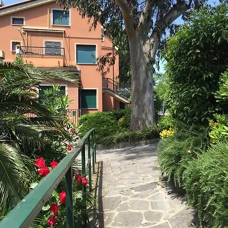 Stefy House With Pool 아파트 라팔로